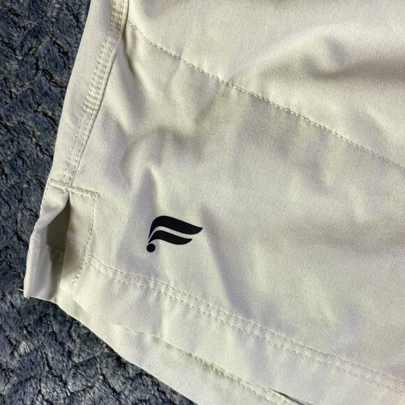 Men’s Fabletics Athletic Shorts Medium Off-White Lined 5’’Inseam Fundamental - Picture 5 of 9